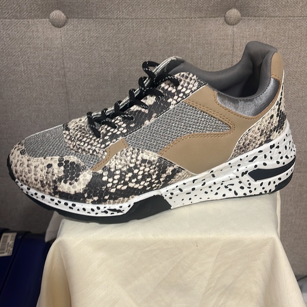 Steve Madden shoes